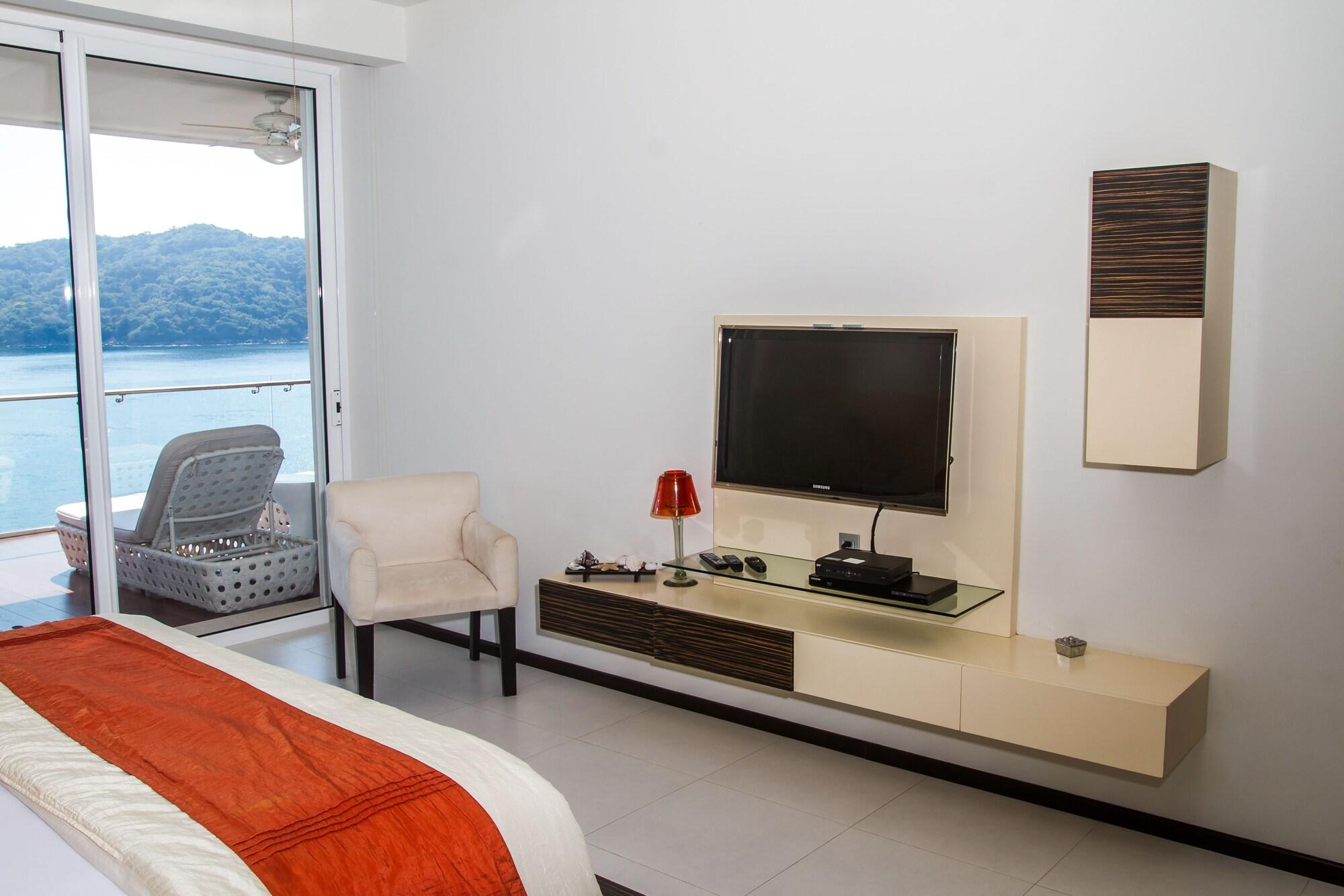 B Pichilingue Rooms & Beach Club Акапулко Екстериор снимка
