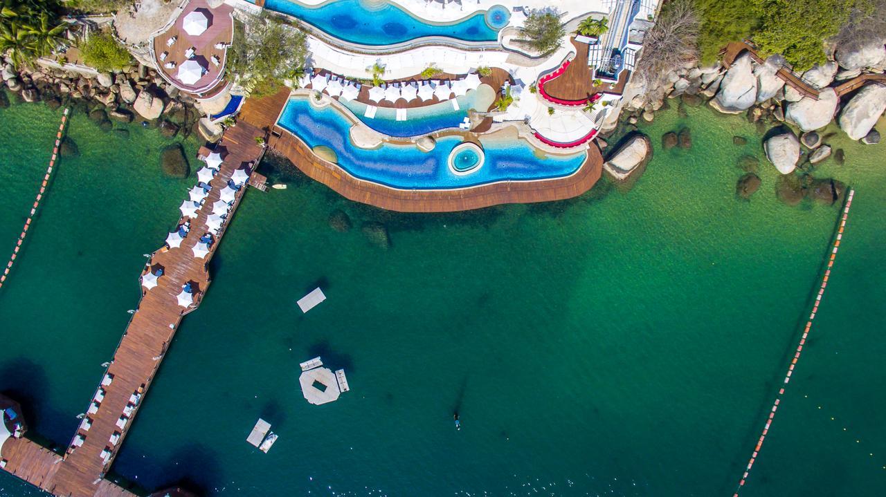 B Pichilingue Rooms & Beach Club Акапулко Екстериор снимка